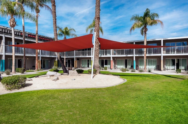 Banyan Palm Springs