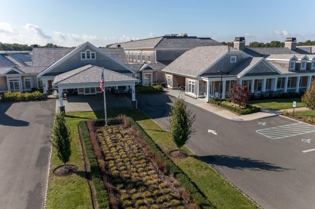 Wellbridge Long Island Drug & Alcohol Rehab New York