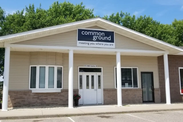 Common Ground Red Wing