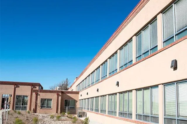 La Clinica De Familia 575 South Alameda Boulevard