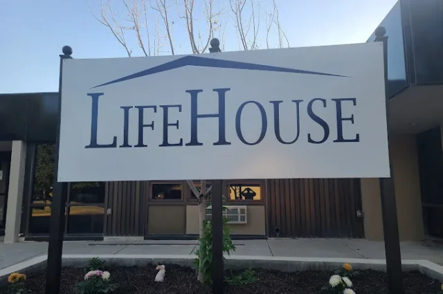 Carlsbad LifeHouse - Villa de Esperanza