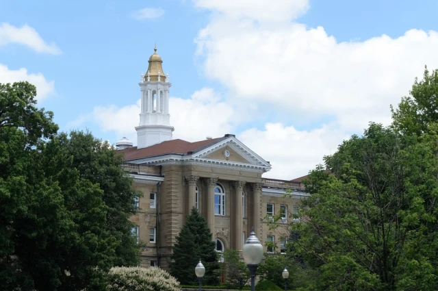 Western Illinois University - AOD Resource Center
