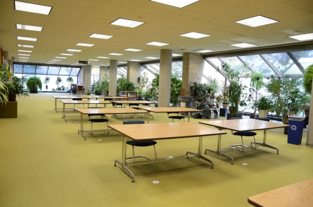 Western Illinois University - AOD Resource Center